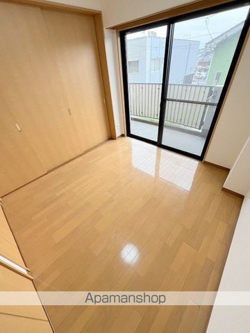 ロイヤル末広の内装写真