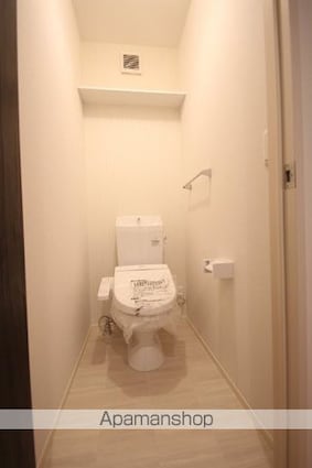 ラフィーネ下中野Ｃ棟[3LDK/81.03m2]のトイレ