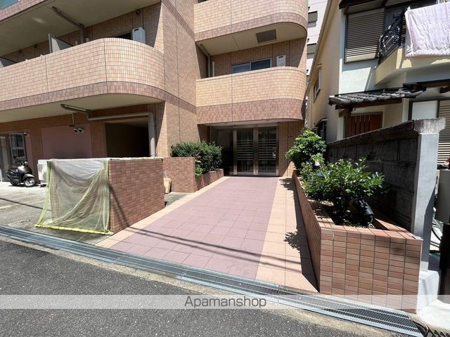 ル セルクルの玄関写真