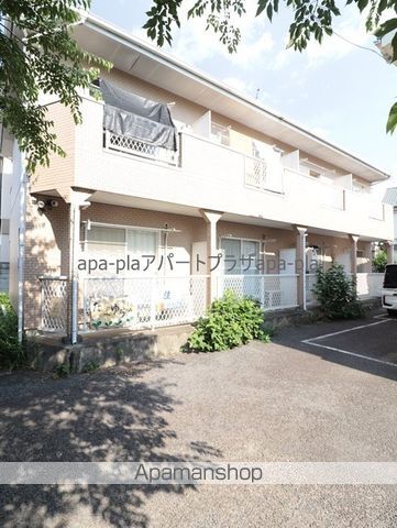 プリムラサカイB棟の外観写真