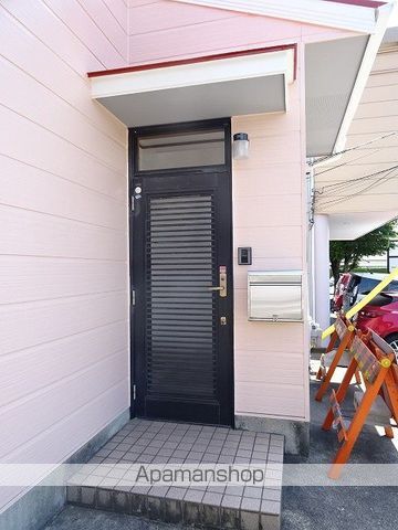 テラスハウス湧川の外観写真