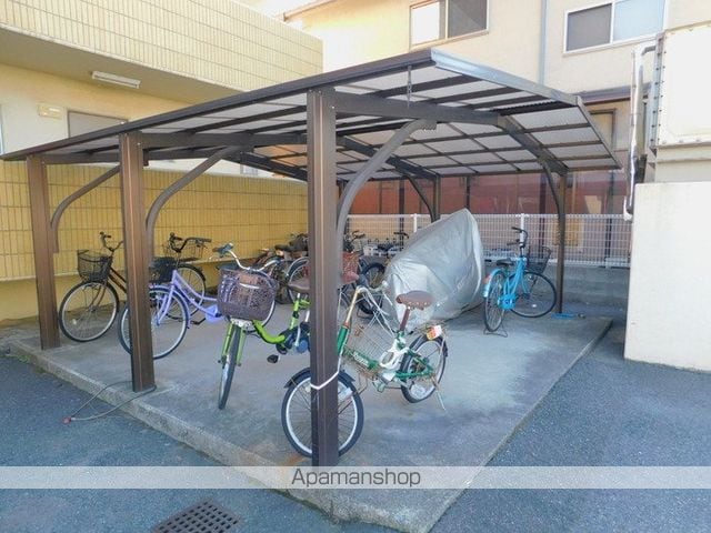 ドメスティックカーサの内装写真