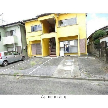 ハナワイエローハイツ[2K/34.02m2]の外観2