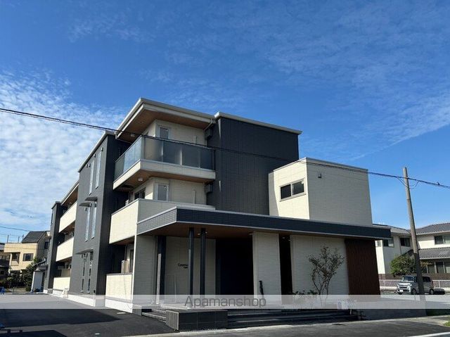 浜松市中央区 3階建 築2年の外観写真
