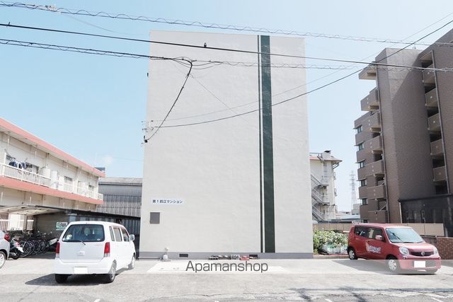 第1鈴江マンションの外観写真