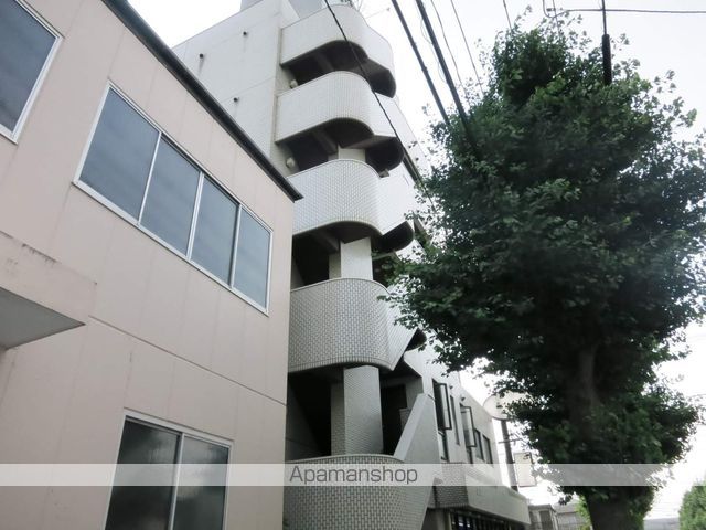泉屋ビルの外観写真