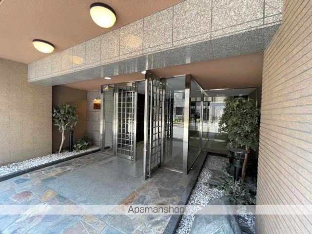 東京都千代田区神田須田町１丁目[1K/23.81m2]のエントランス