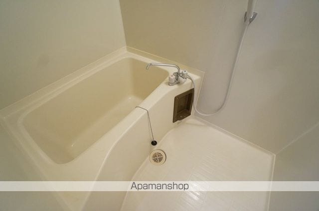 コンプリーションIの内装写真