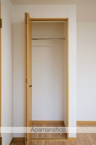 レッドフラッツ成城の内装写真