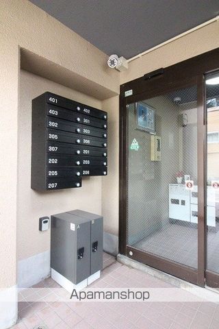 シャトーエスポワールの玄関写真