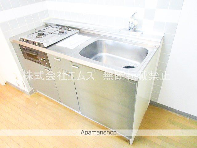 クリスタルハイツRIIの内装写真