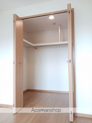 ZEPHYR ゼファーの内装写真