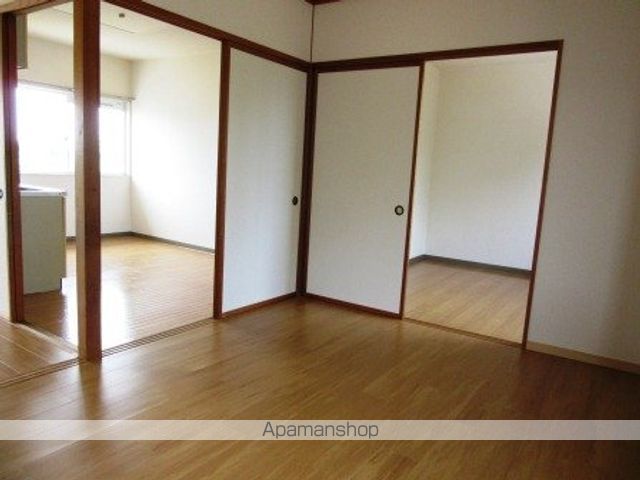 プラドール田川の内装写真