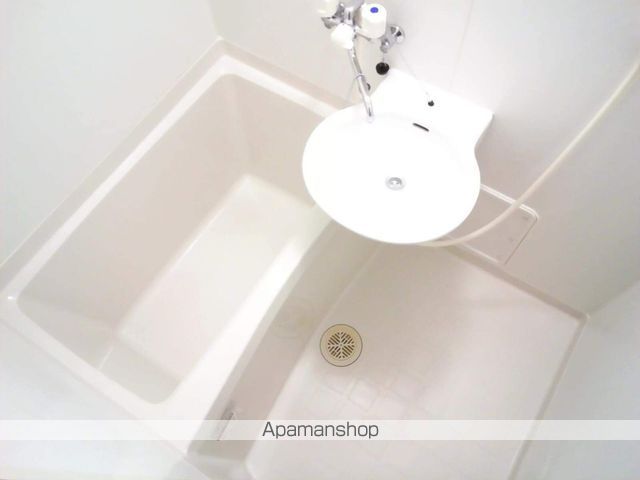 レオパレスYAMATE1の内装写真