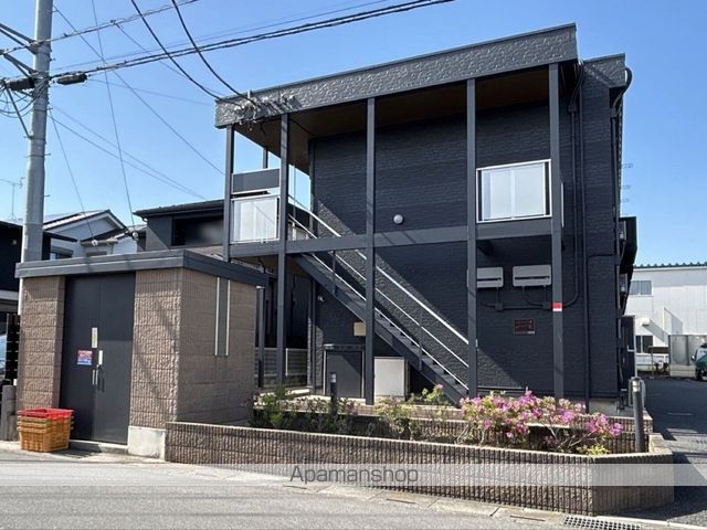 レオパレスソニックコート春日部の外観写真