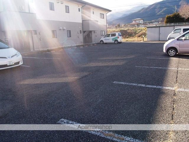 フローラルパレス双和の玄関写真