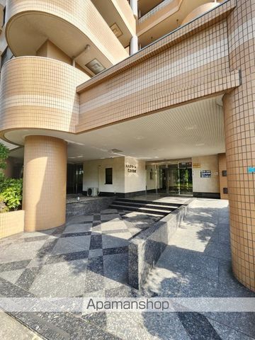 エスポワール住之江公園の玄関写真