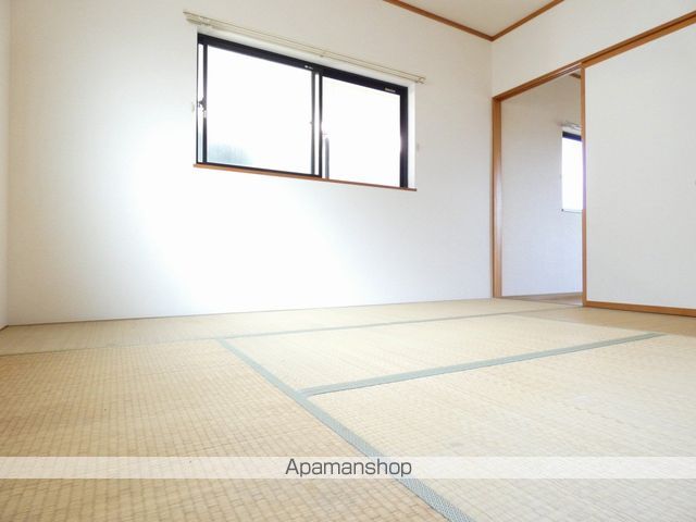 メイプルトゥリーの内装写真