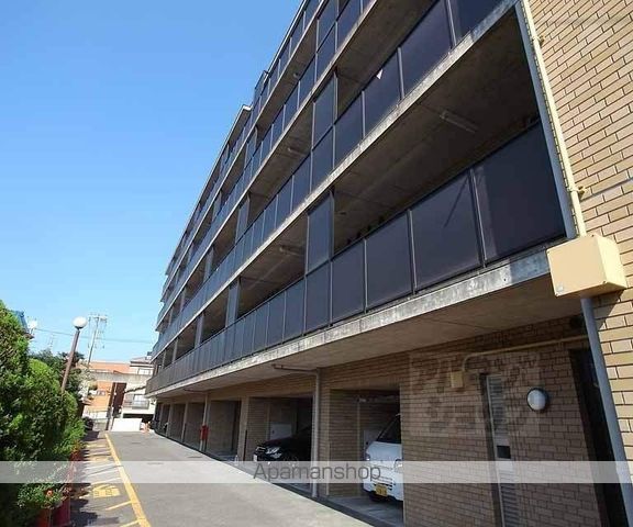 阪急電鉄嵐山線 松尾大社駅 徒歩18分 5階建 築32年の外観写真
