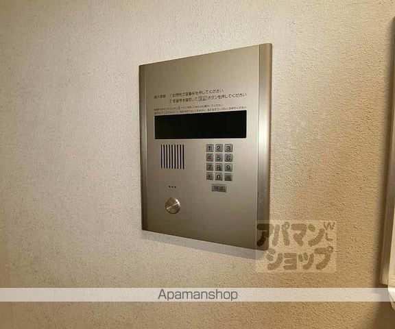 ジーサード林の内装写真