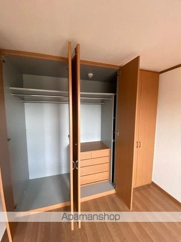 ロイヤルコーポ中川の内装写真