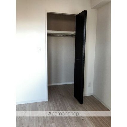 ＧＲＡＮＤＵＫＥ高辻[2LDK/63.86m2]の収納