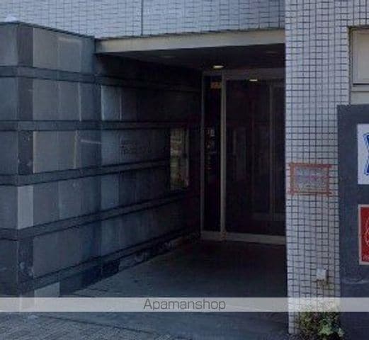 アパートメンツ綱島の玄関写真