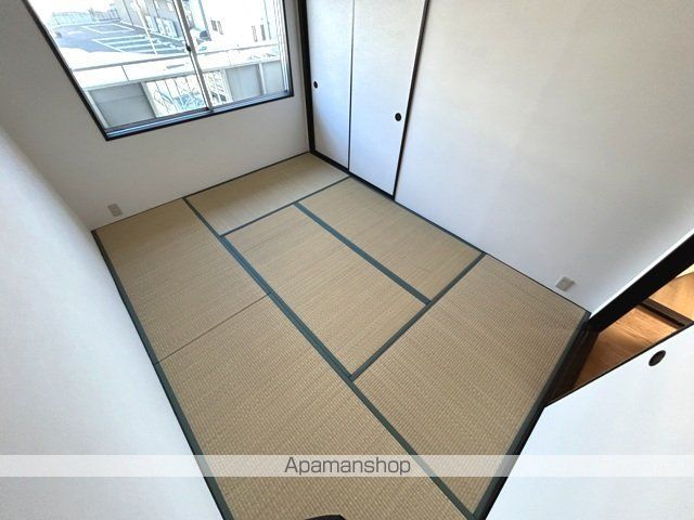 アイケイハイツ高井田の内装写真