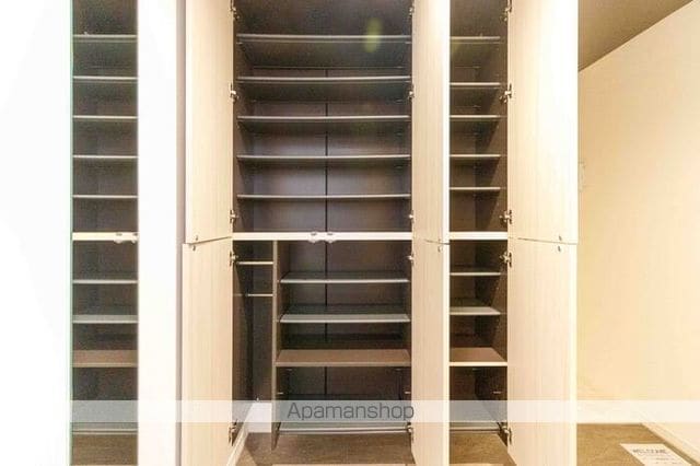 DーRESIDENCE諸江町HELZの内装写真