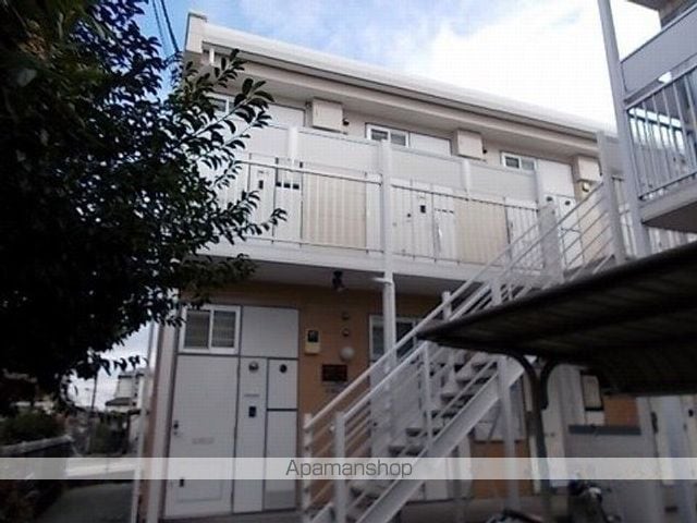 レオパレスメルベーユ湘南Bの玄関写真