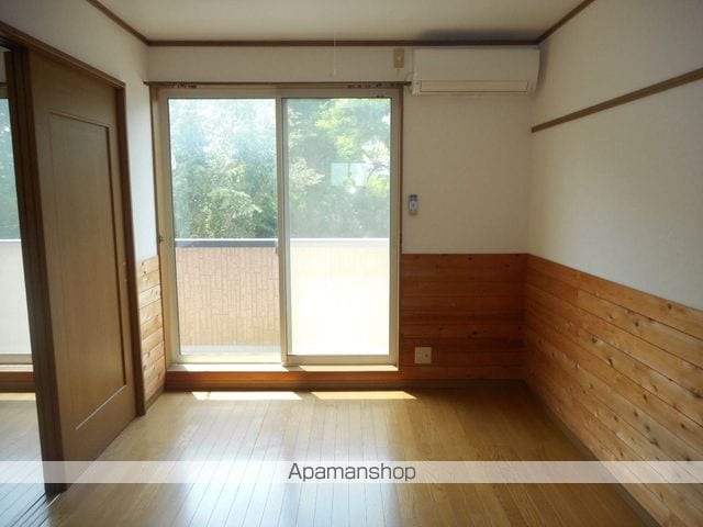 オレンジハウスの内装写真