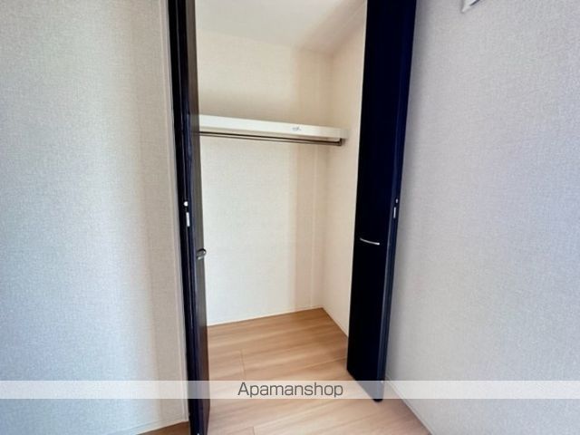 トレス日明壱番館の内装写真