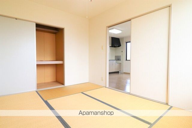 ジュネス佐藤の内装写真