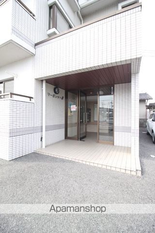 マーガレットMの玄関写真