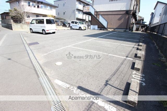 ひまわりハイツ[1K/27.08m2]の駐車場2