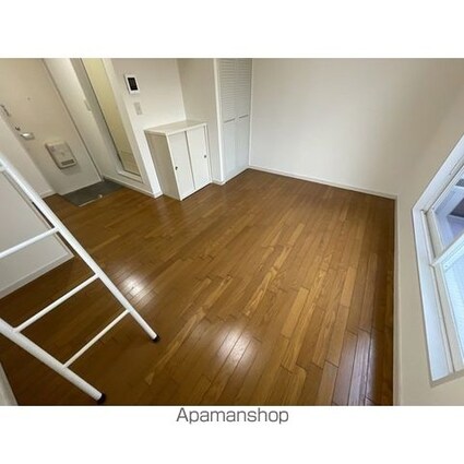 砧コーポ[1R/16.36m2]のリビング・居間2