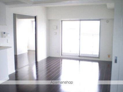 セイクレッド[3LDK/72.5m2]のリビング・居間