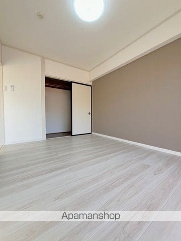 上浜プラザマンションの内装写真