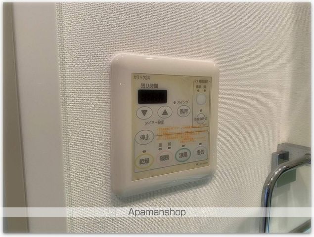 クロスレジデンス大阪新町の内装写真