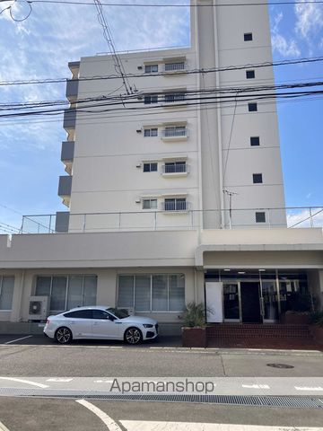 カツミマンションの外観写真