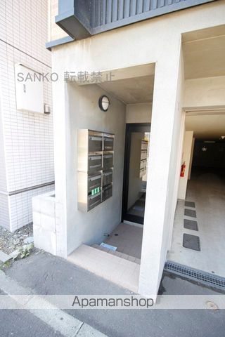 ボヌールN16の玄関写真