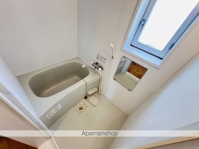 ポチタマたによしの内装写真