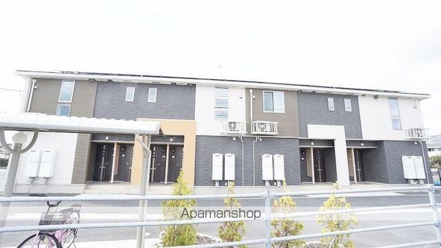グラドゥアーレAの外観写真