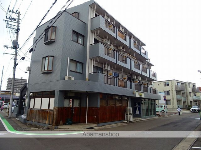 エミリービル卸町の外観写真
