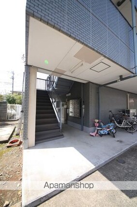 ビクトリアパレス[3LDK/64.3m2]のエントランス1