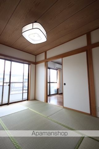 セントラルマンションIIの内装写真