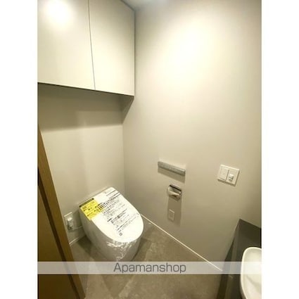 ザ・パークハウス千代田六番町[3LDK/84.2m2]のトイレ
