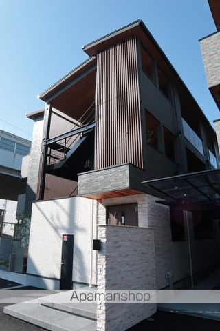 アジュール石津 A棟の外観写真
