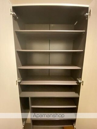 香川県高松市勅使町[1LDK/54.46m2]の収納