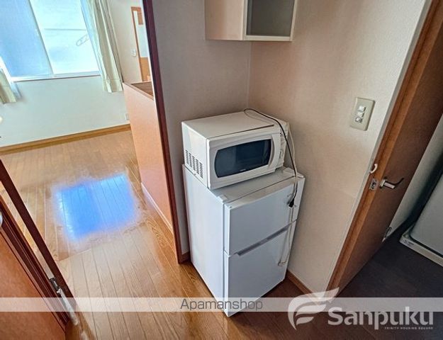 レオパレスユアーズIIIの内装写真